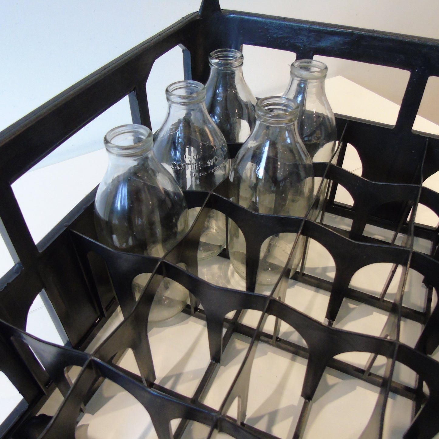 1 Pint 20-Bottle Crate / Carrier